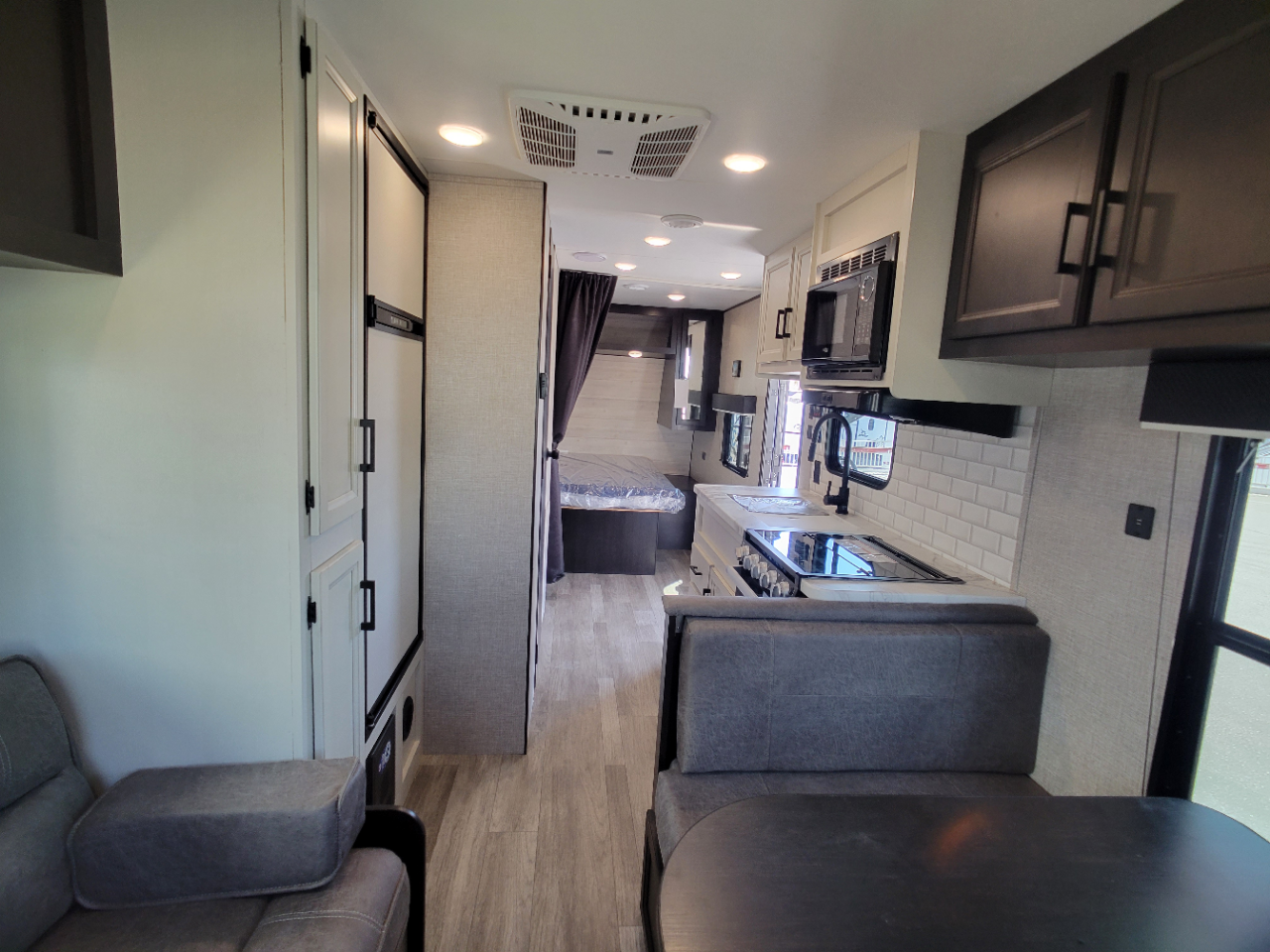 NEW 2023 Jayco JAY FLIGHT 212QBW | Acton, CA