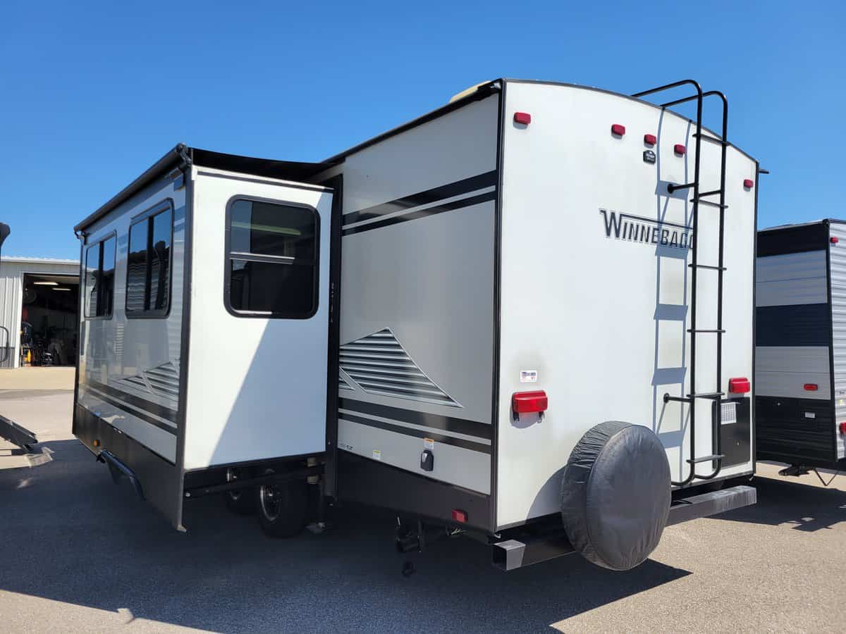 USED 2020 Winnebago MINNIE PLUS 26RBSS | Evansville, IN