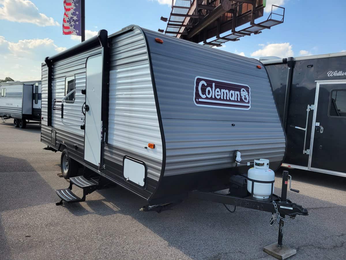 SOLD USED 2021 Coleman LANTERN LT 17B | Evansville, IN