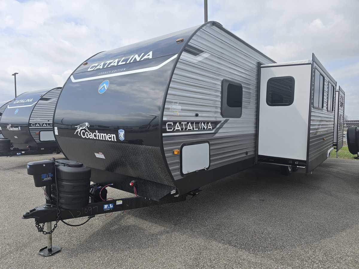 SOLD NEW 2024 Coachmen CATALINA 323BHDSCKLE | Evansville, IN