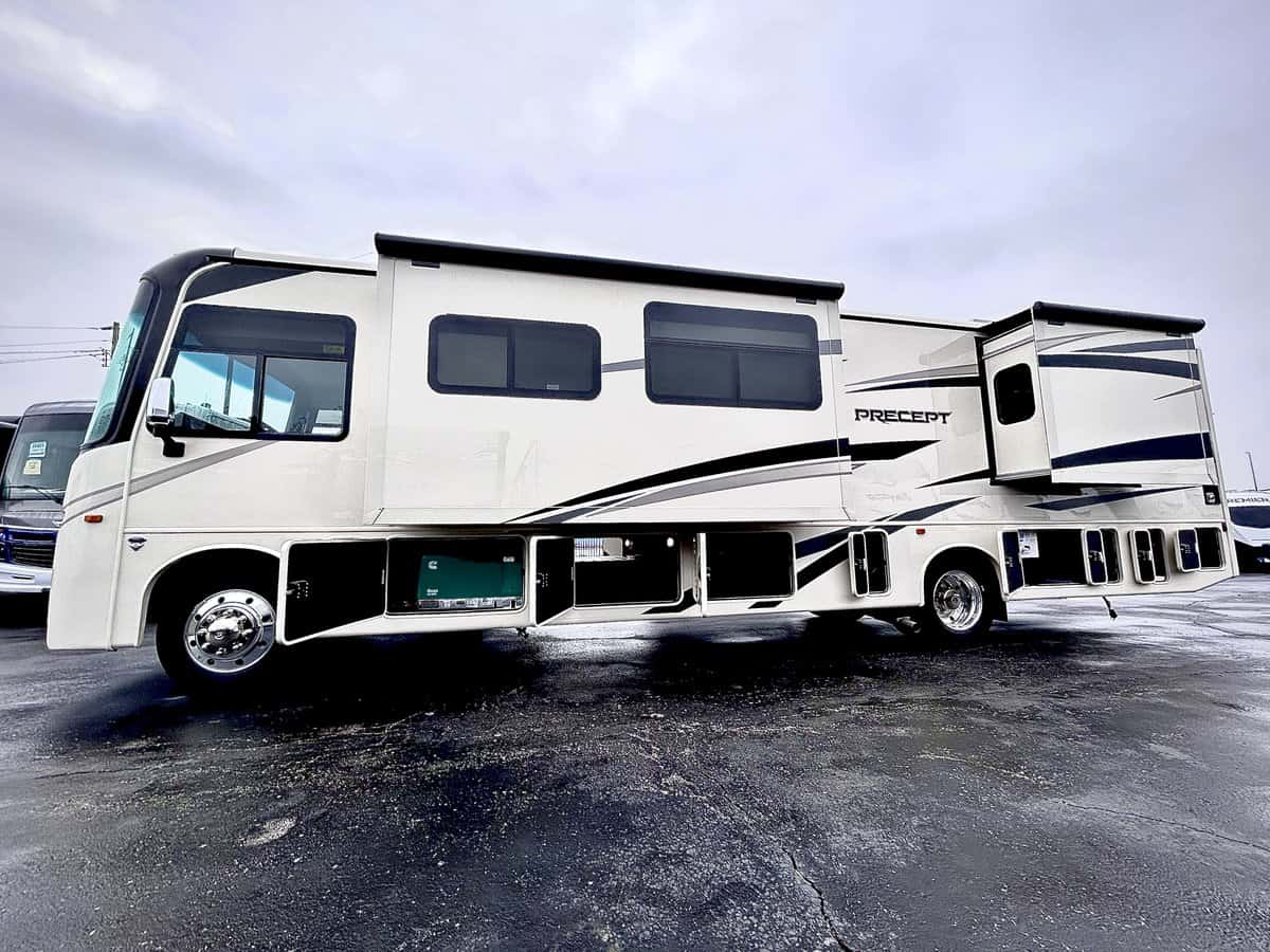 SOLD NEW 2023 Jayco Precept 36A | Hazelwood, MO