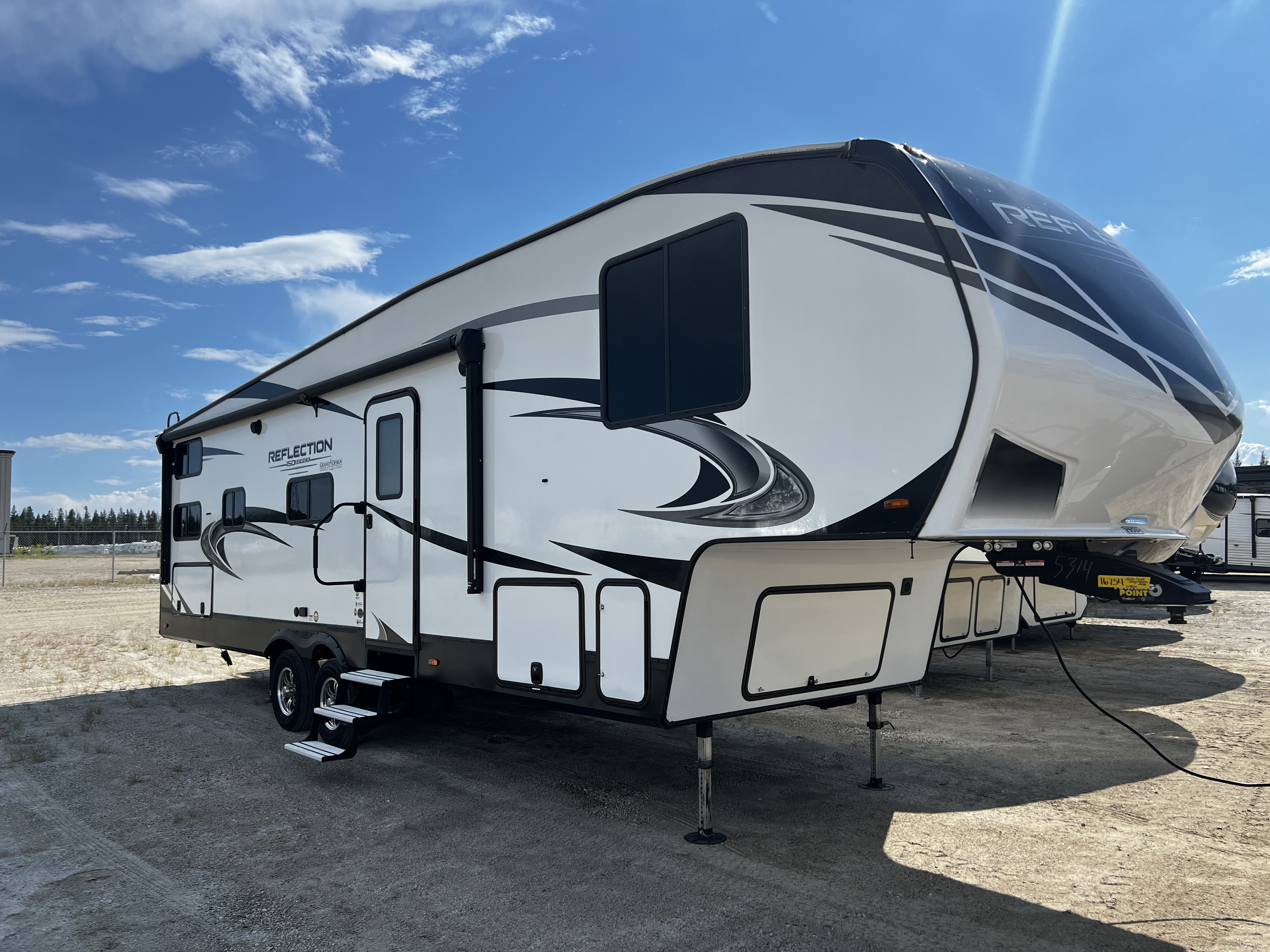 Used 2020 Grand Design REFLECTION 290BH