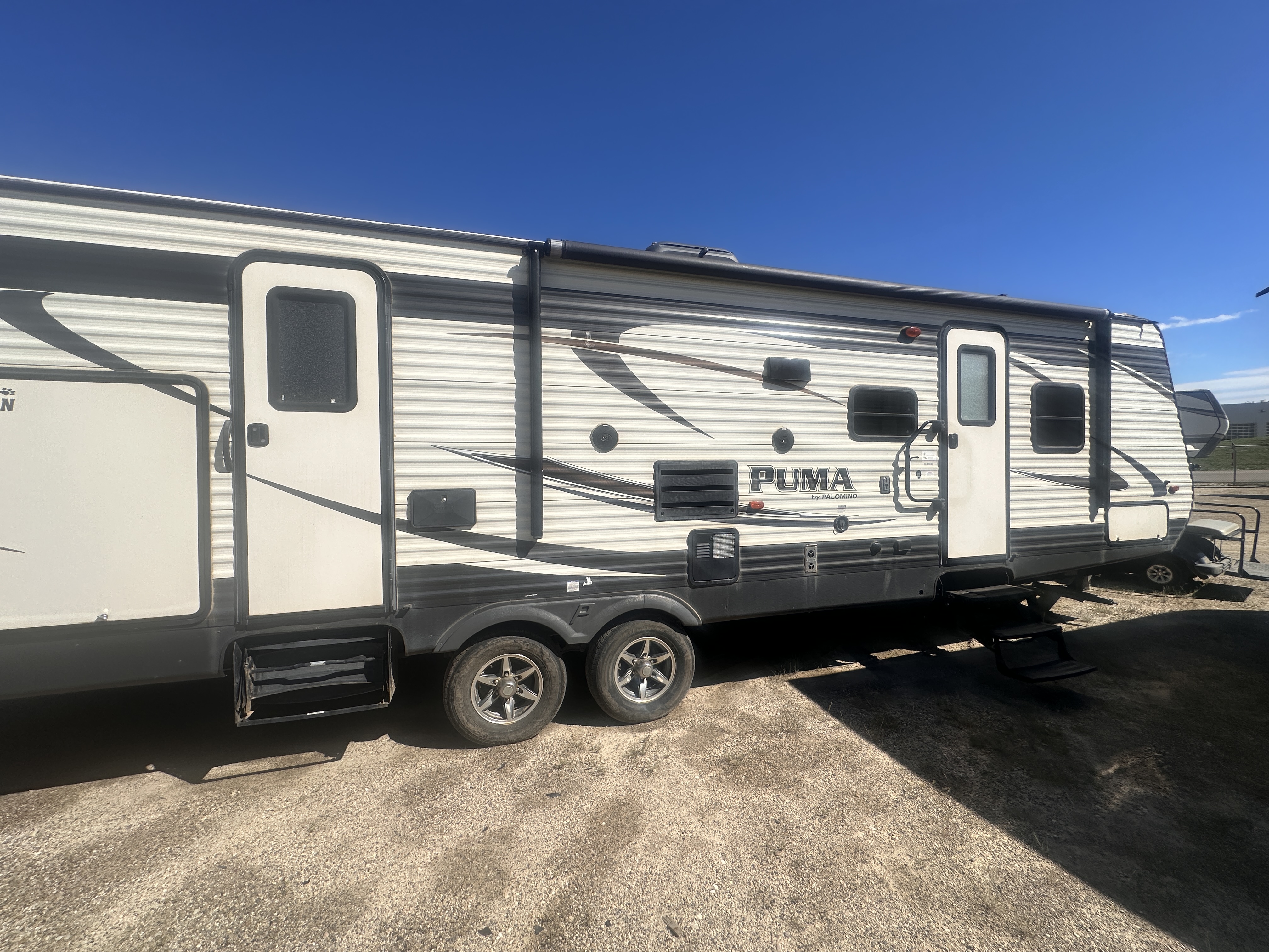 Used 2017 Palomino PUMA 31 BHSS