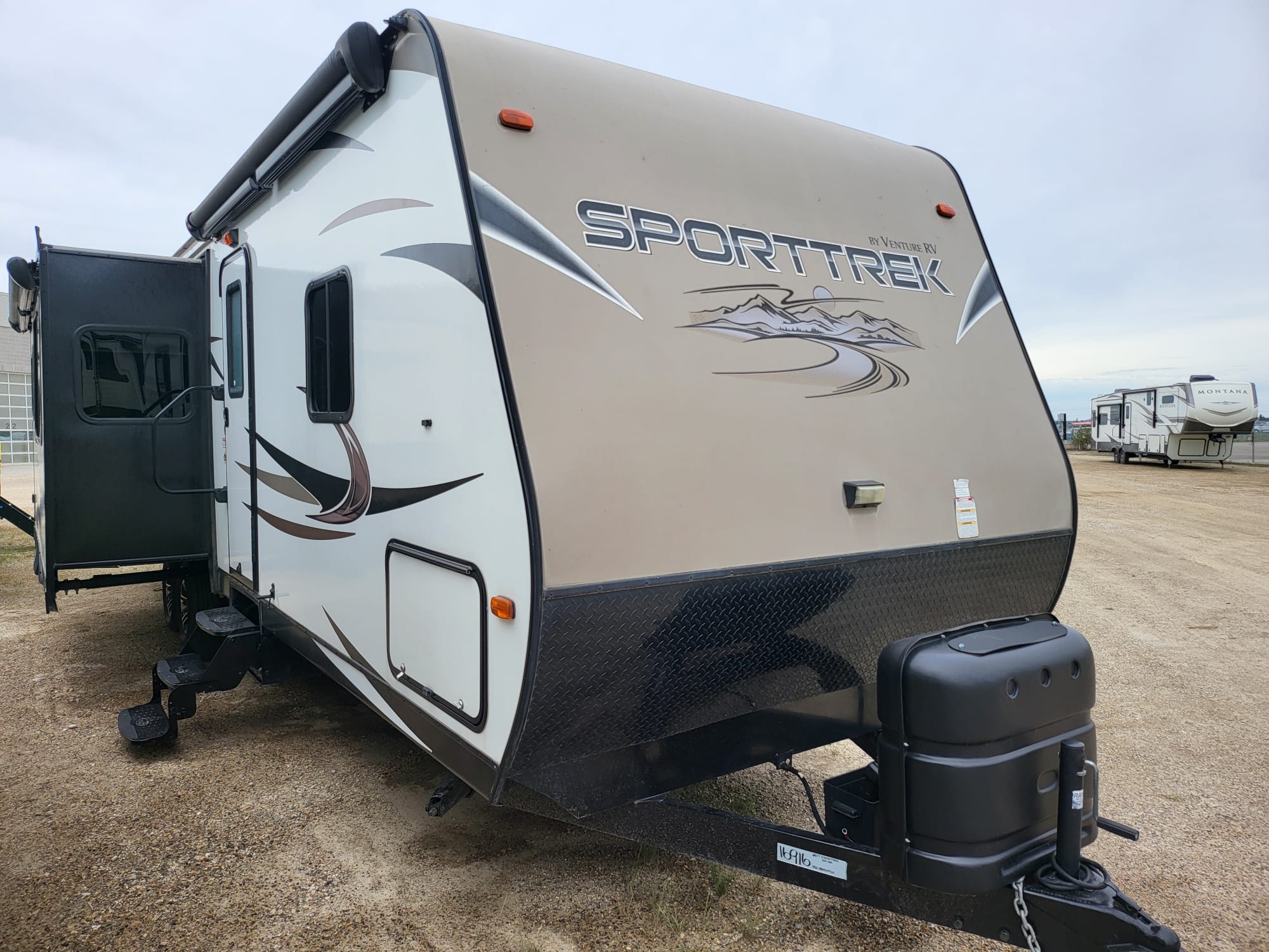 2017 Venture SportTrek ST327VIK