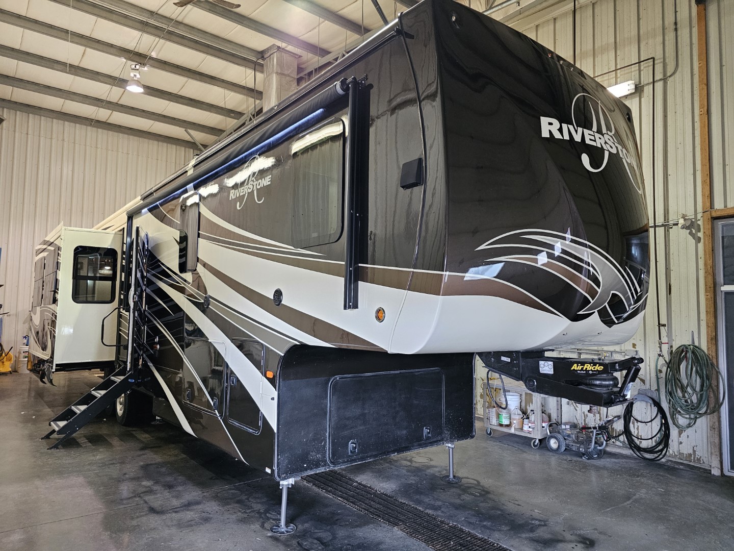 Used 2019 Forest River RIVERSTONE 39 MO