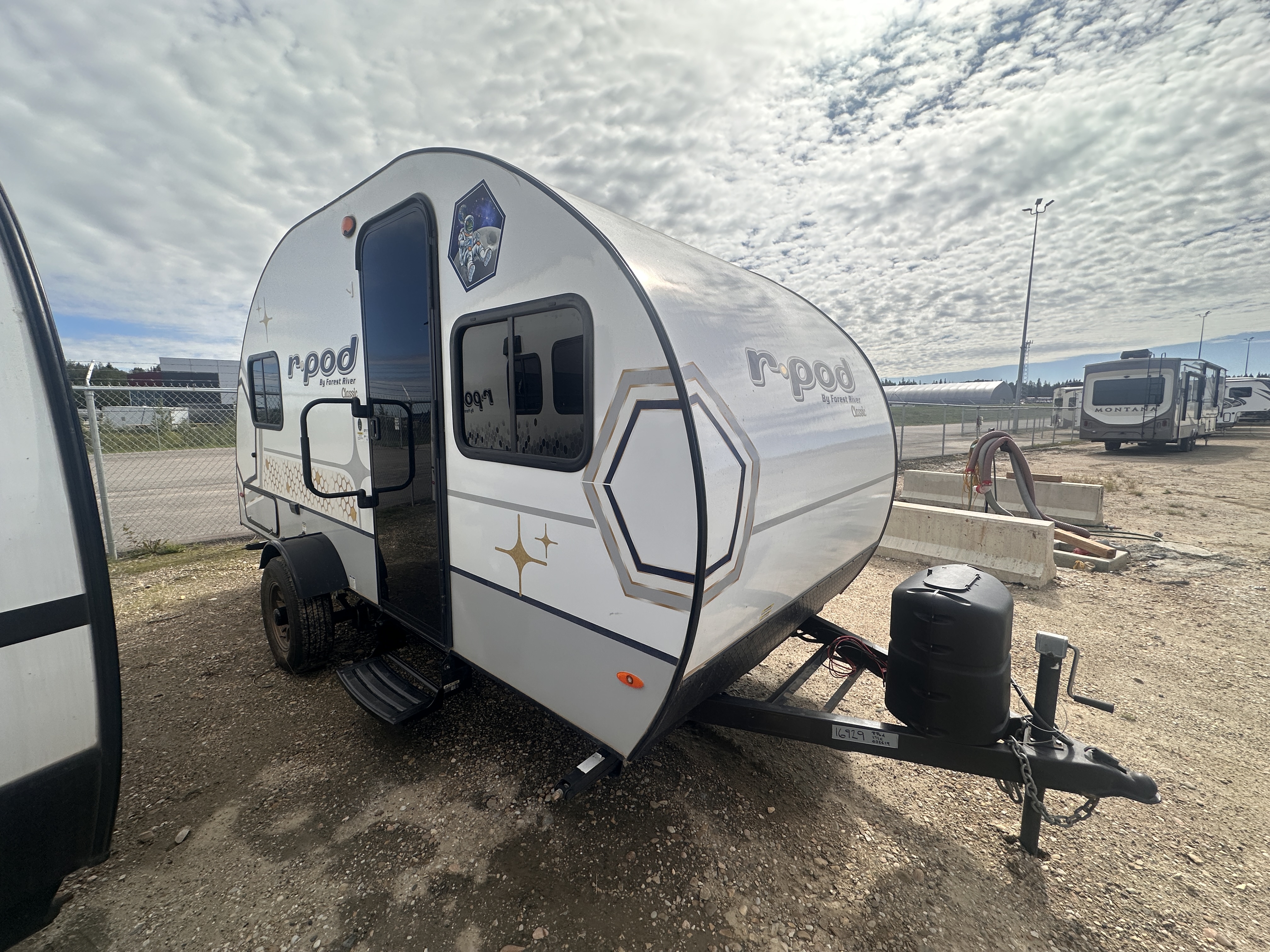 Used 2024 Forest River R-POD 171C