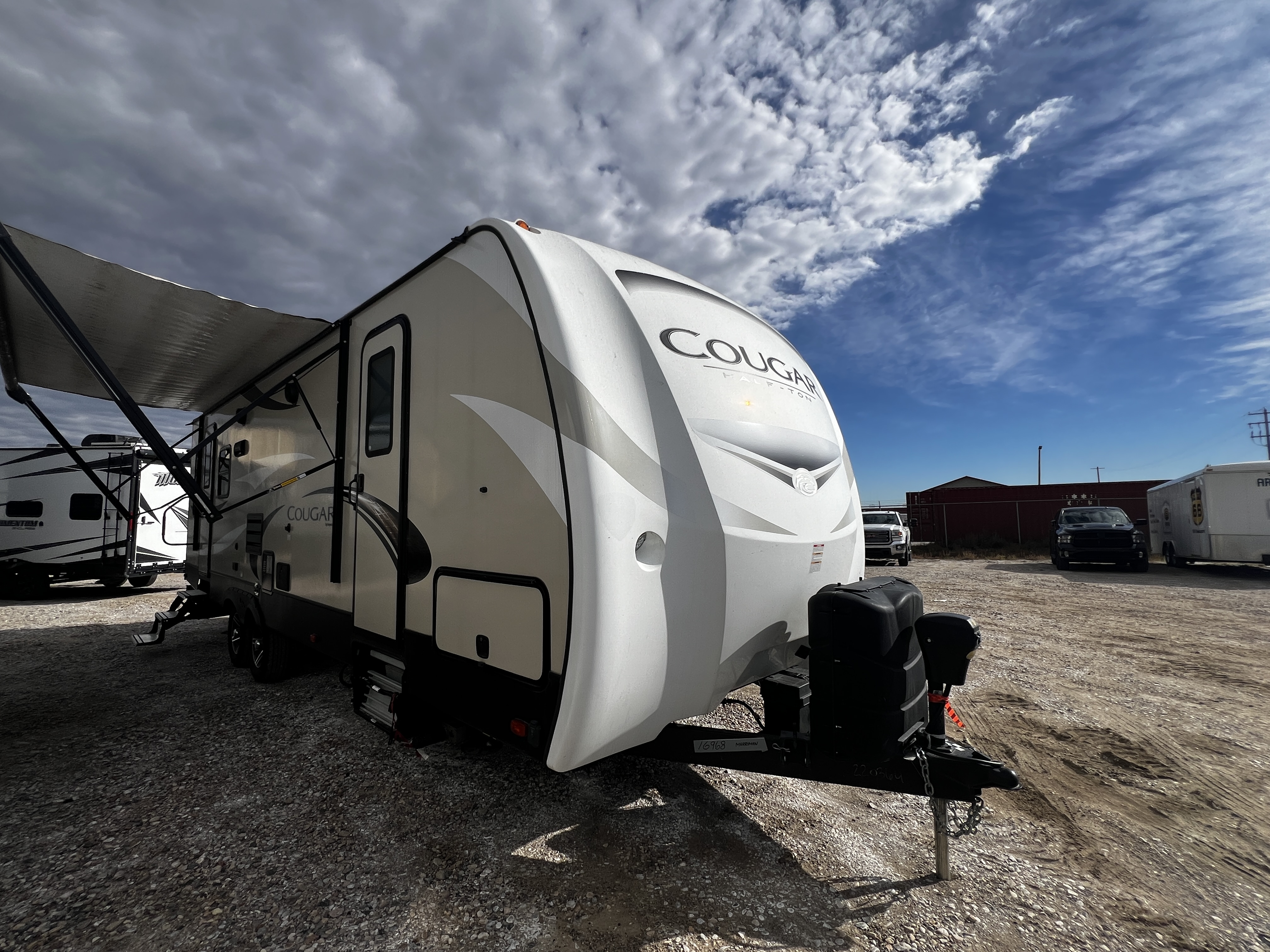 Used 2018 Keystone COUGAR 27SABWE