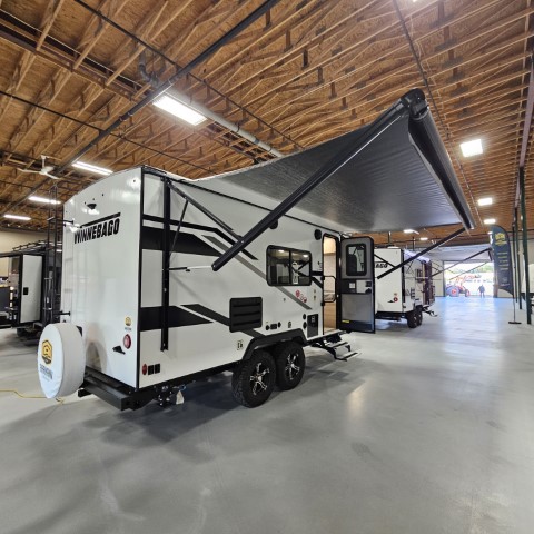 New 2025 Winnebago MICRO MINNIE 1800 BH