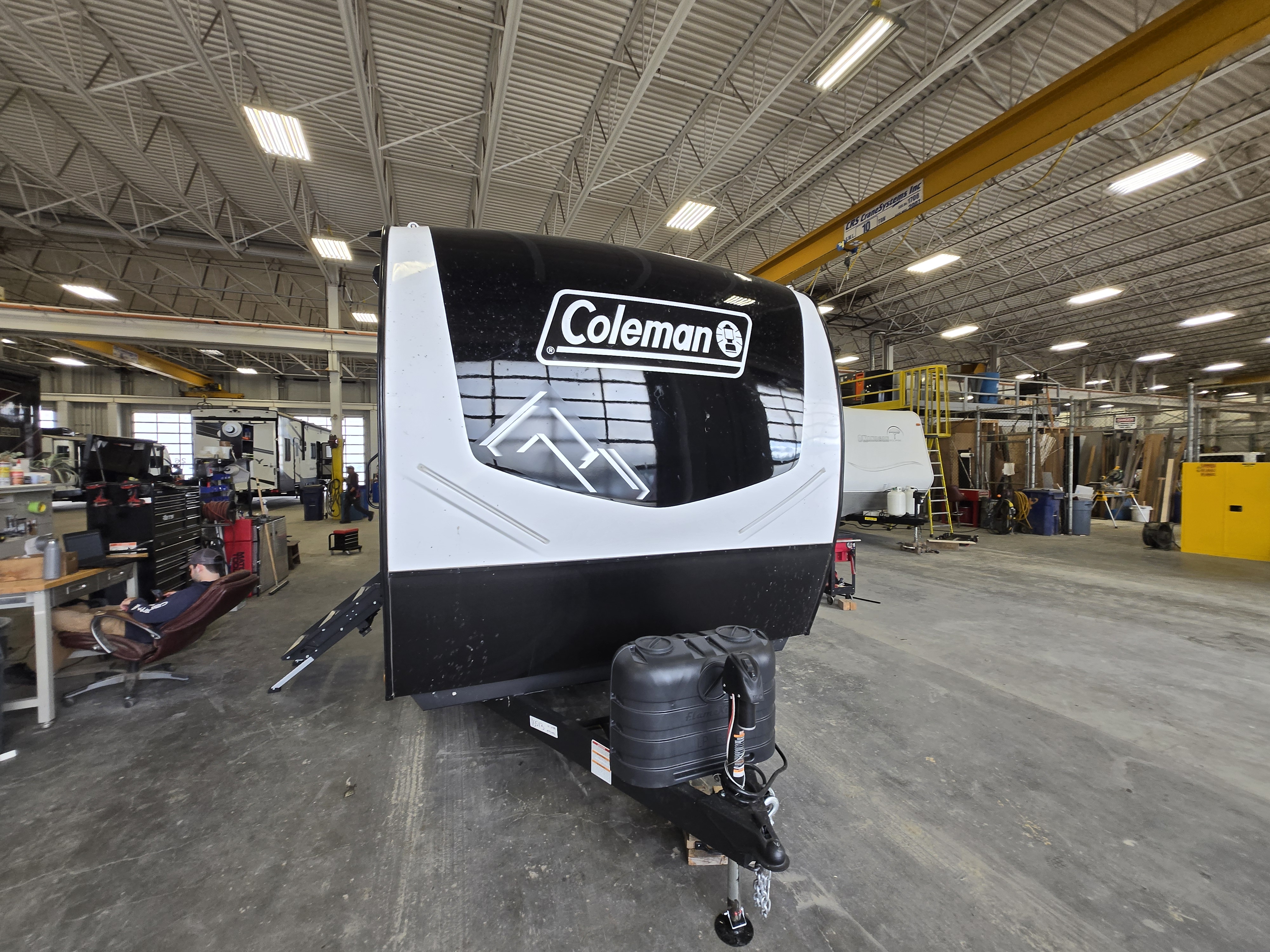 New 2025 Keystone COLEMAN LIGHT 2115 RK