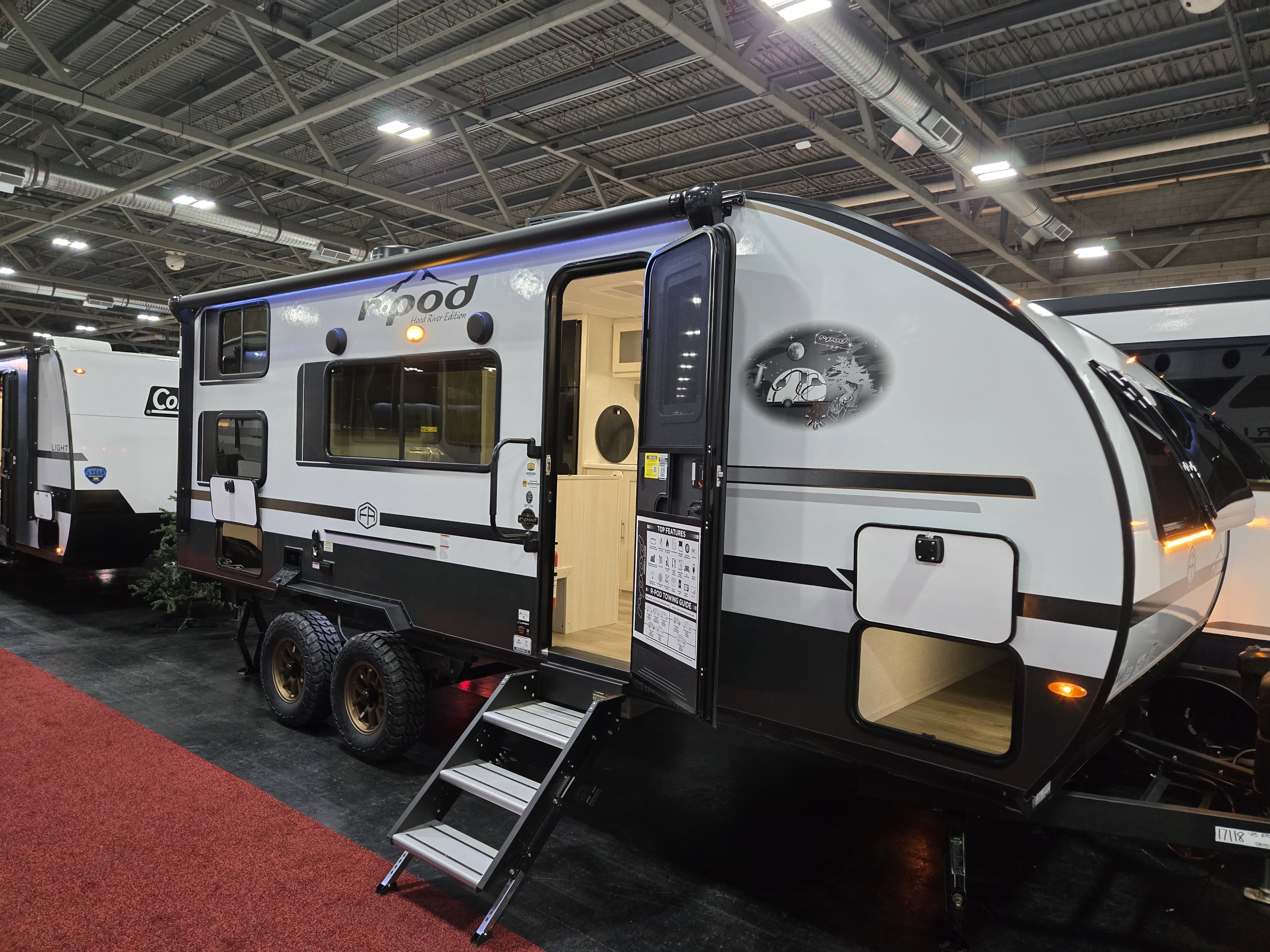 New 2025 Forest River R-POD 200