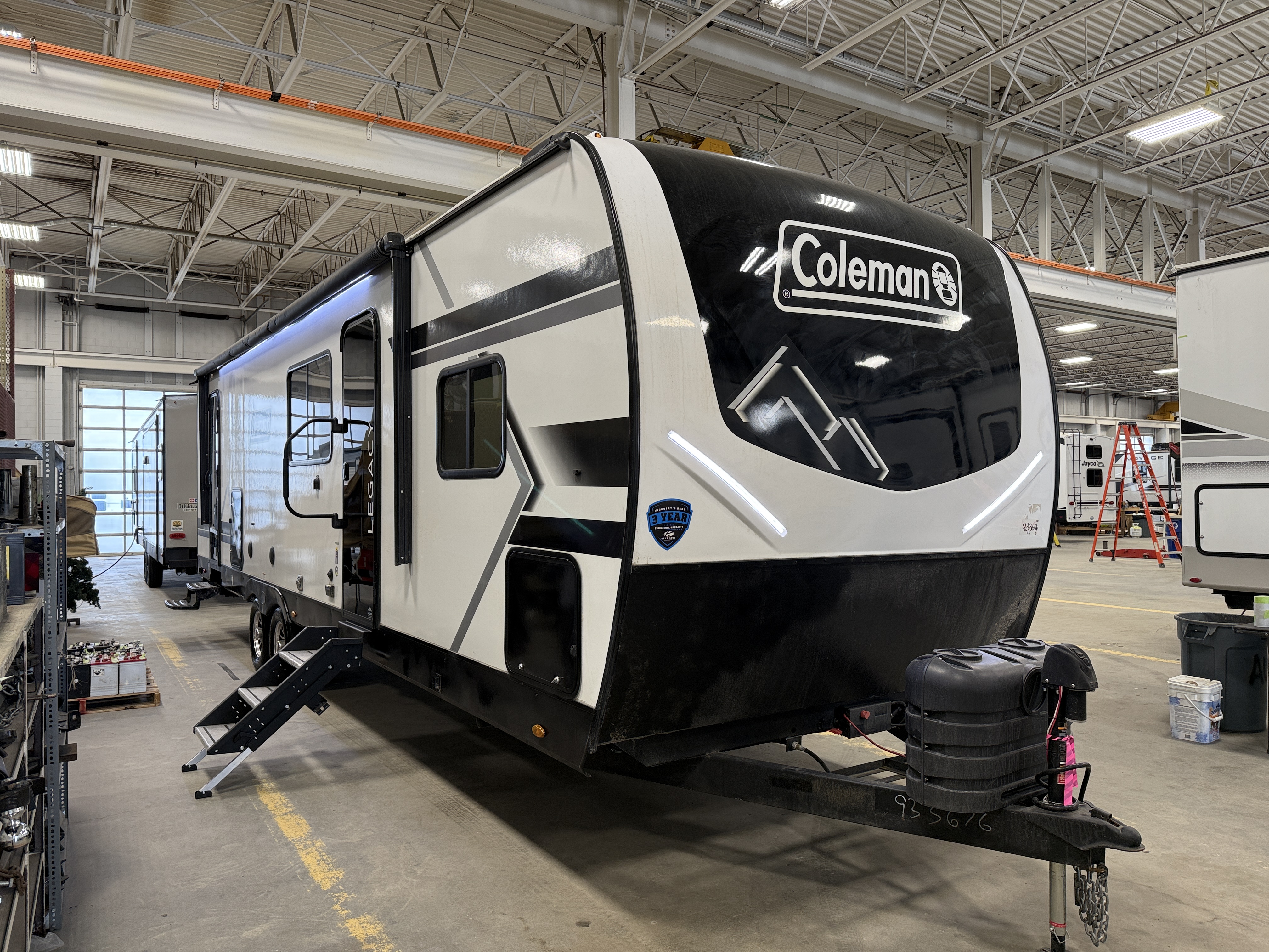 New 2025 Keystone COLEMAN LEGACY 2900 BH