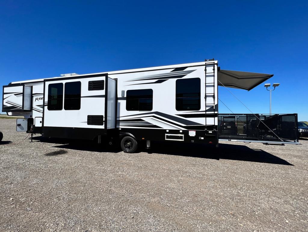 NEW 2022 KEYSTONE RAPTOR 362 Acheson, AB