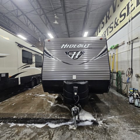 Used 2018 Keystone HIDEOUT 26LHSWE