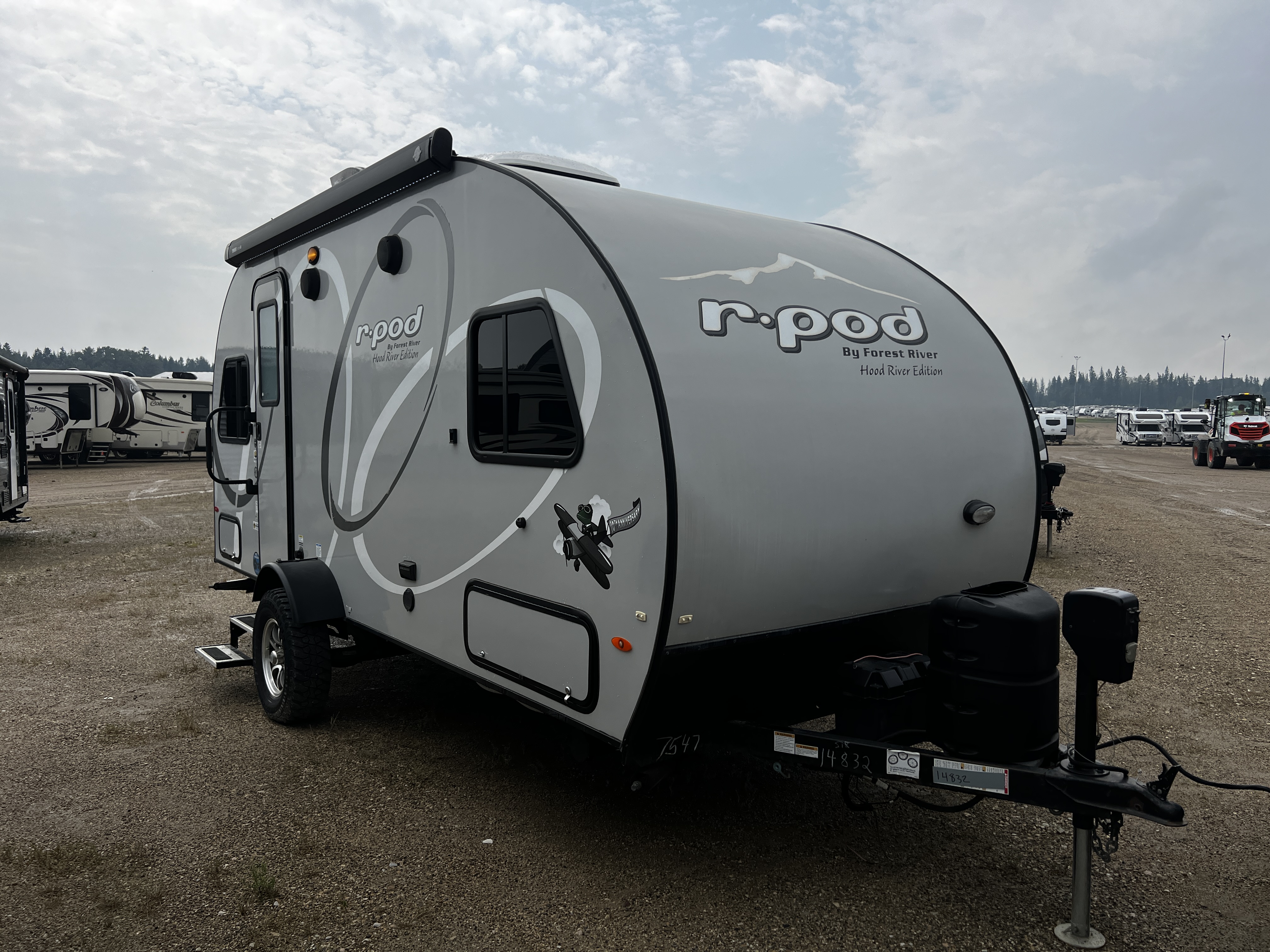 USED 2019 FOREST RIVER R-POD 191