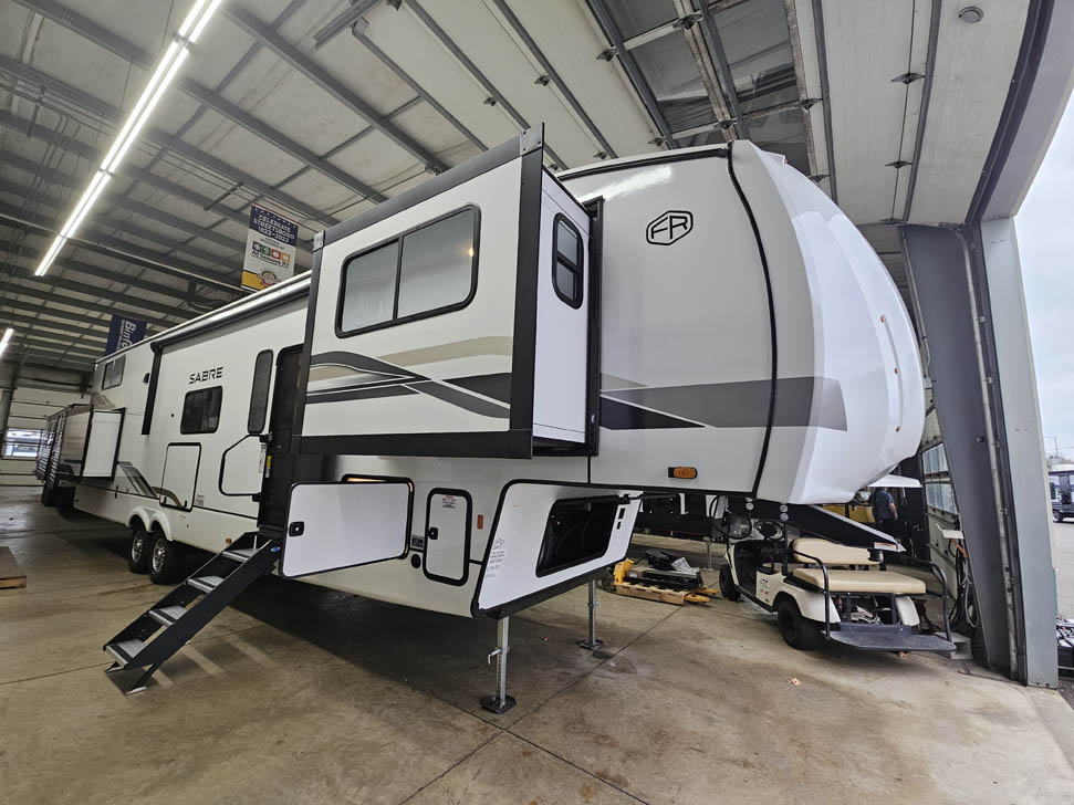 Sabre 36FLX 5th wheel