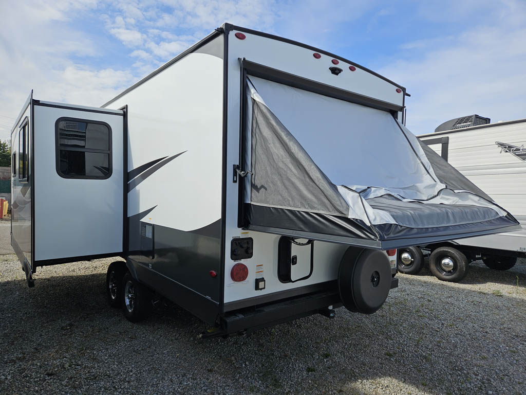 Shamrock 235S Hybrid Camper for Sale at All Seasons RV | Streetsboro ...