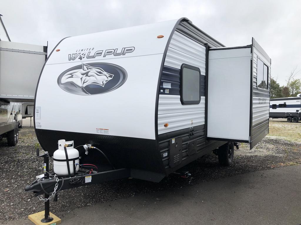 SOLD 2024 Cherokee Wolf Pup 17JW Light Weight Camper with Bunks