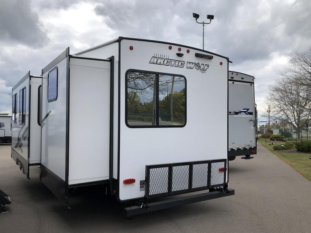 New 2024 Forest River Cherokee Arctic Wolf 321BH Bunkhouse 5th Wheel