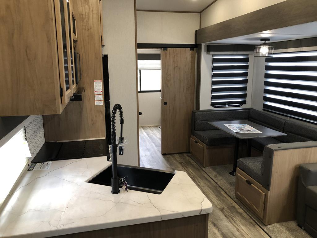 New 2024 Forest River Cherokee Arctic Wolf 321BH Bunkhouse 5th Wheel