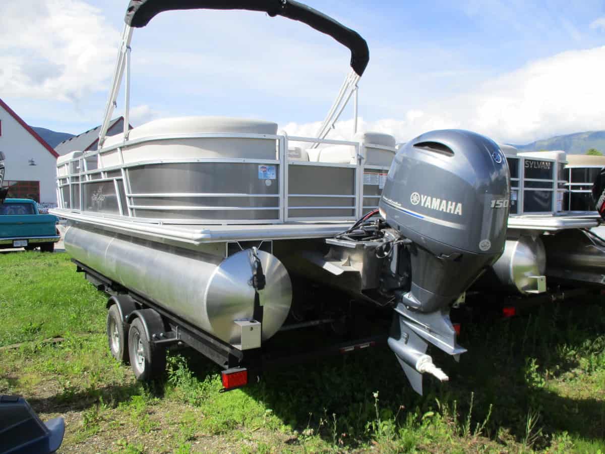 new 2019 sunchaser geneva 22 lr psb w/150hp port swing