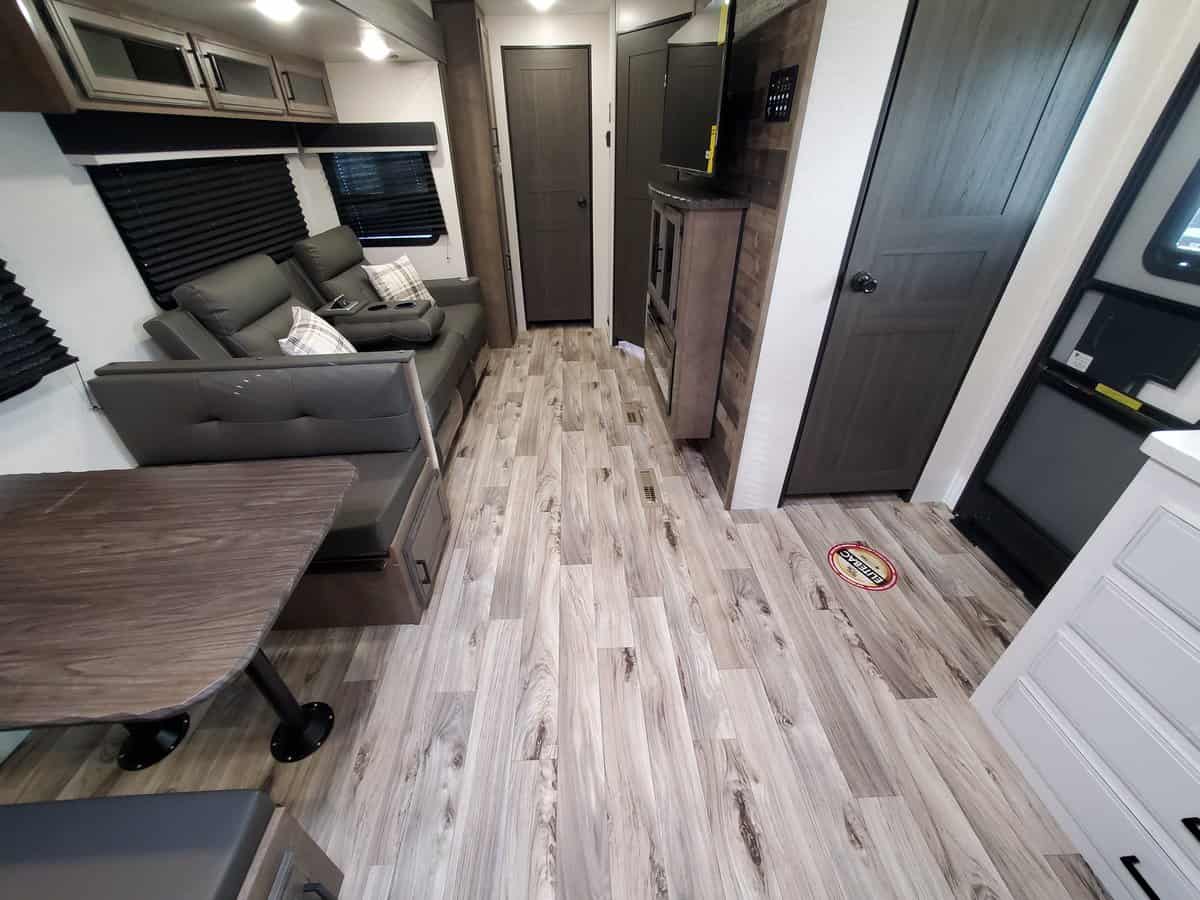 SOLD NEW 2023 Venture Rv SportTrek Touring Edition 272VRK | Bossier ...