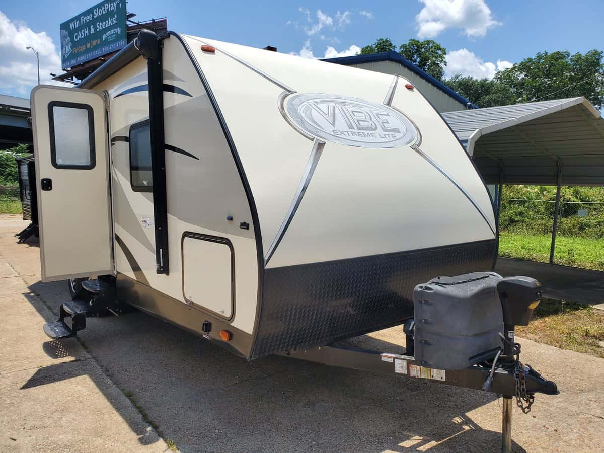 SOLD USED 2016 Forest River Vibe Extreme Lite 224RLS | Bossier City, LA