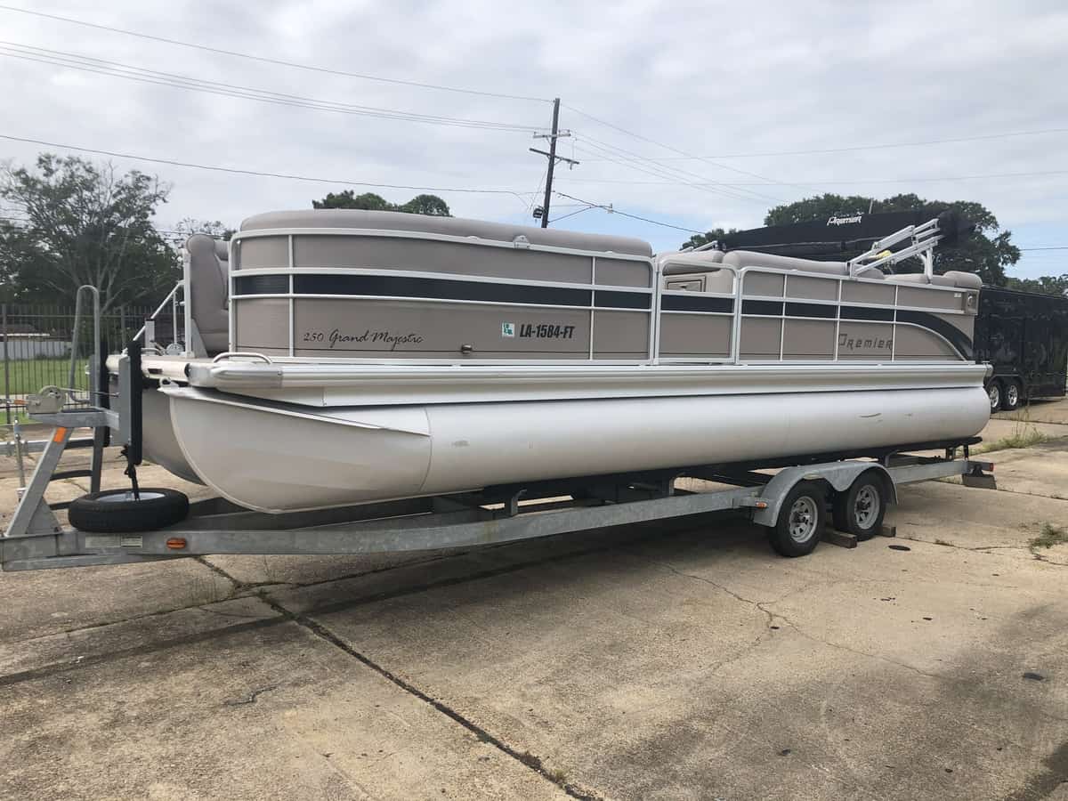 Used Boats For Sale | Pre-owned Boats Near Me