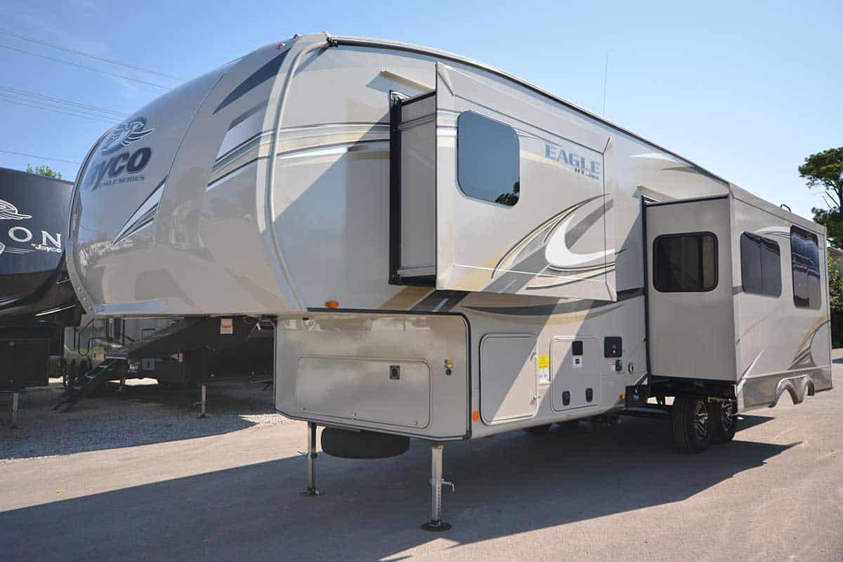 Jayco Eagle Fifth Wheels and Travel Trailers