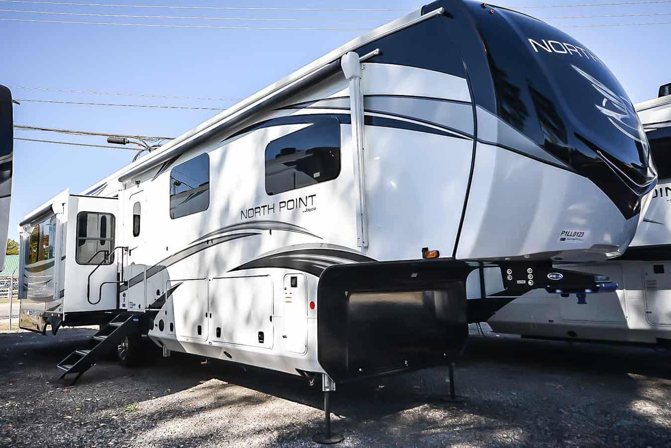 NEW 2023 Jayco North Point 377 RLBH 377RLBH Tulsa, OK