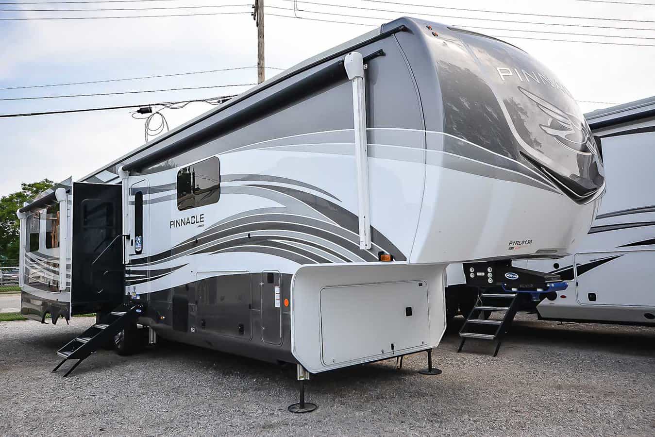 SOLD NEW 2023 Jayco Pinnacle 36 FBTS 36FBTS Tulsa, OK