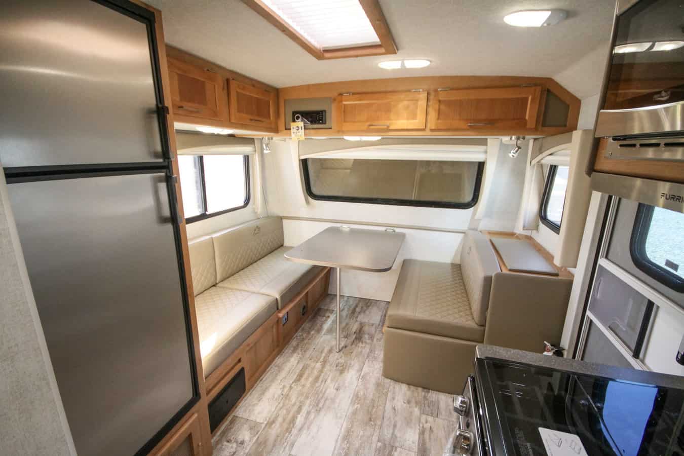 NEW 2024 Bigfoot RV Travel Trailer 2500 Series 25B25RQ Twin Beds Apex NC   Img4770 