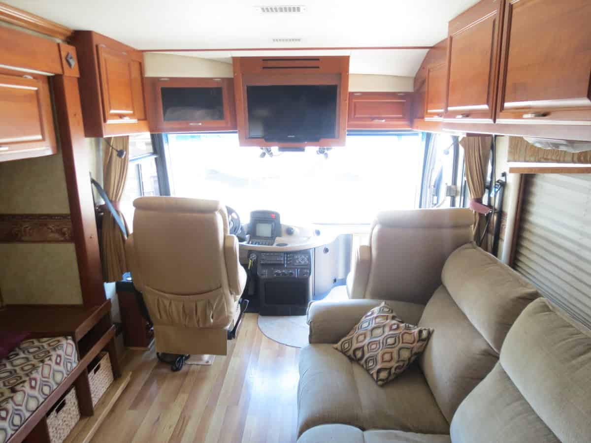 SOLD USED 2005 Fleetwood Revolution 40C | Tucson, AZ