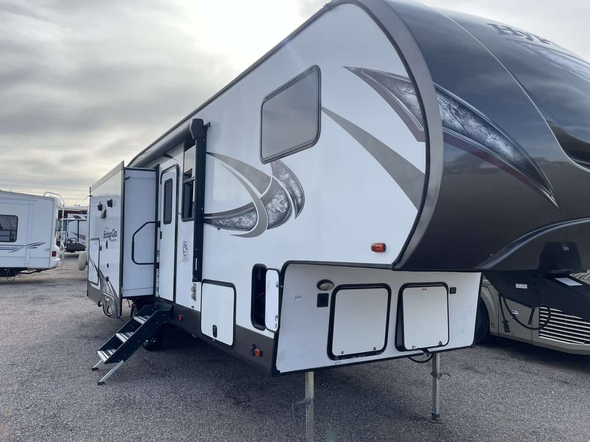 SOLD USED 2018 Forest River Hertiage Glen HYPER-LITE 29RLSH | Tucson, AZ