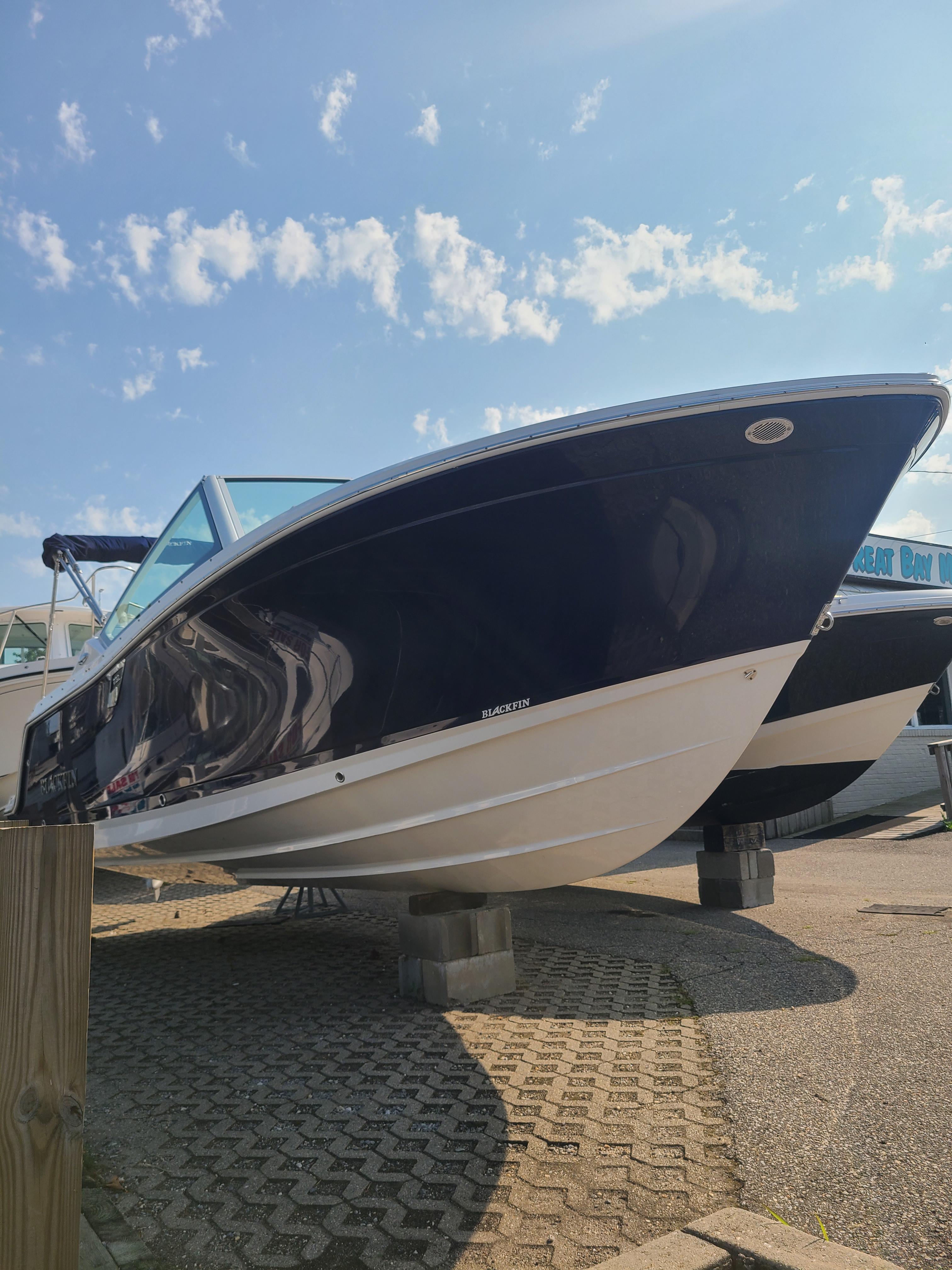 NEW 2024 Blackfin 232DC - Great Bay Marine