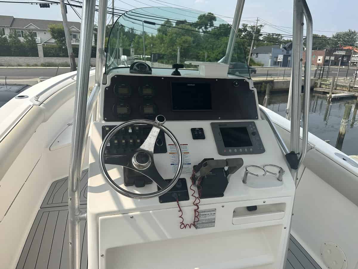 USED 2004 Robalo R260 | Islip Terrace, NY