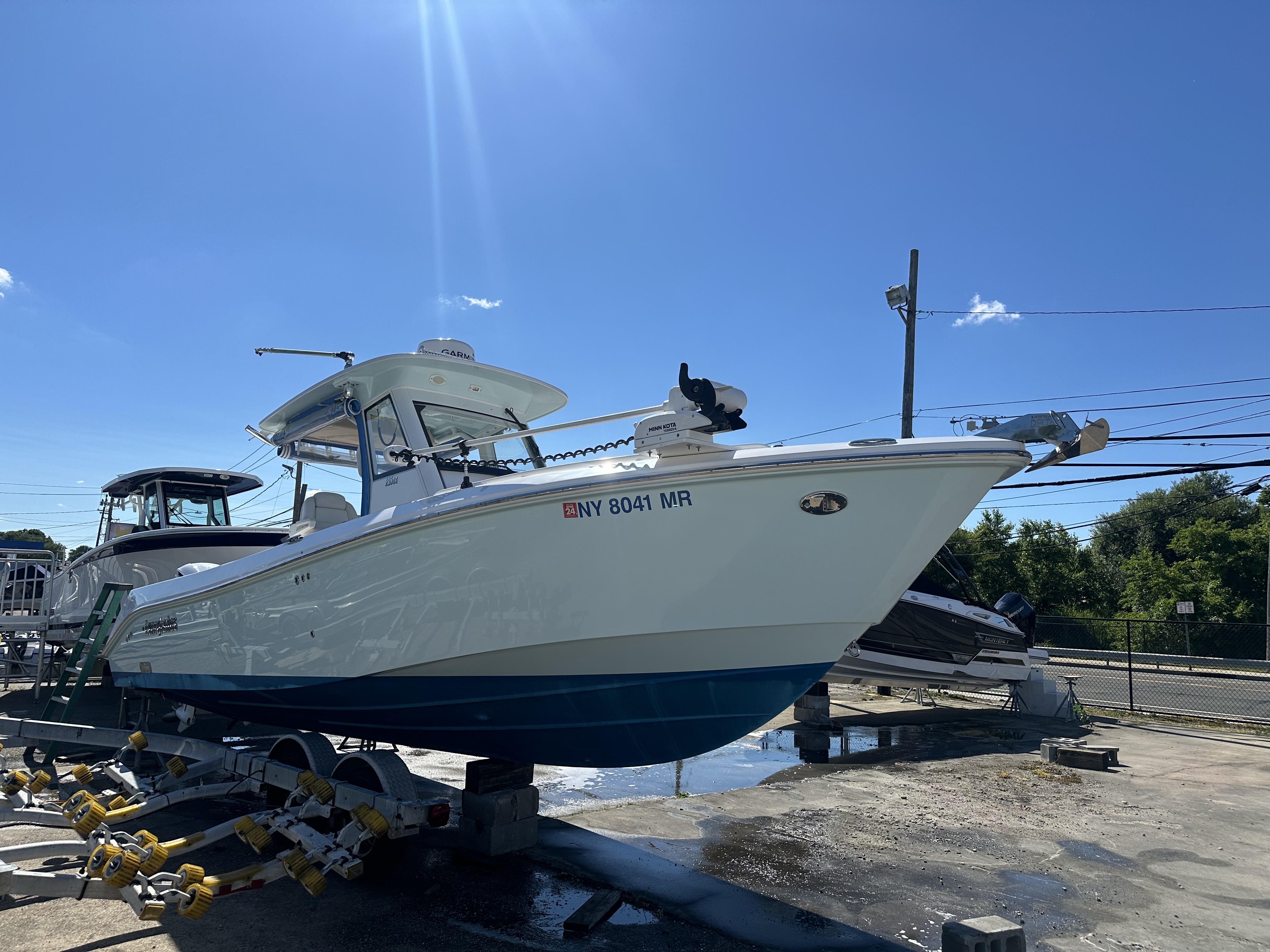 USED 2019 Everglades 295cc - Great Bay Marine