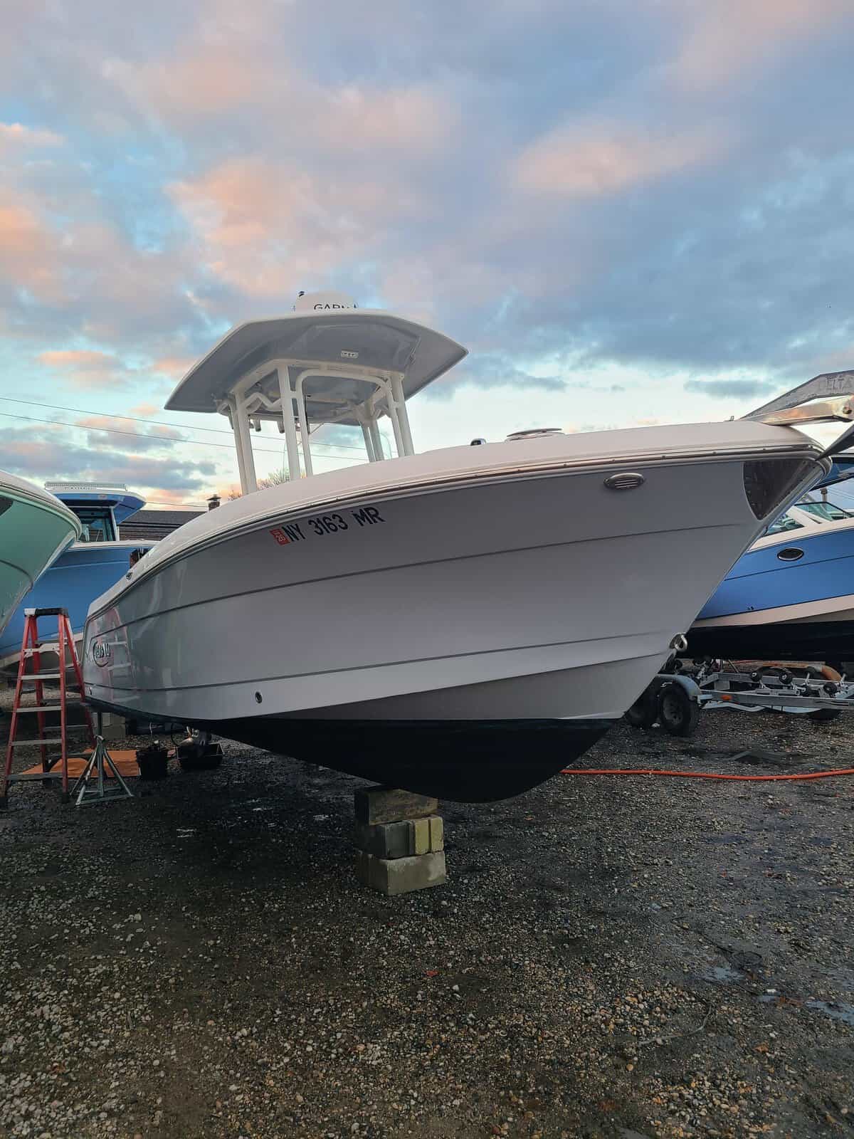 USED 2019 Robalo R242 - Great Bay Marine