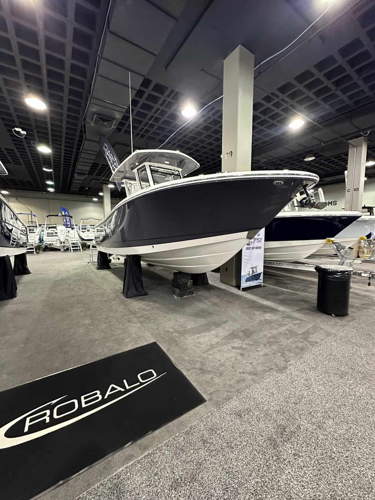 NEW 2024 Robalo R270 - Great Bay Marine