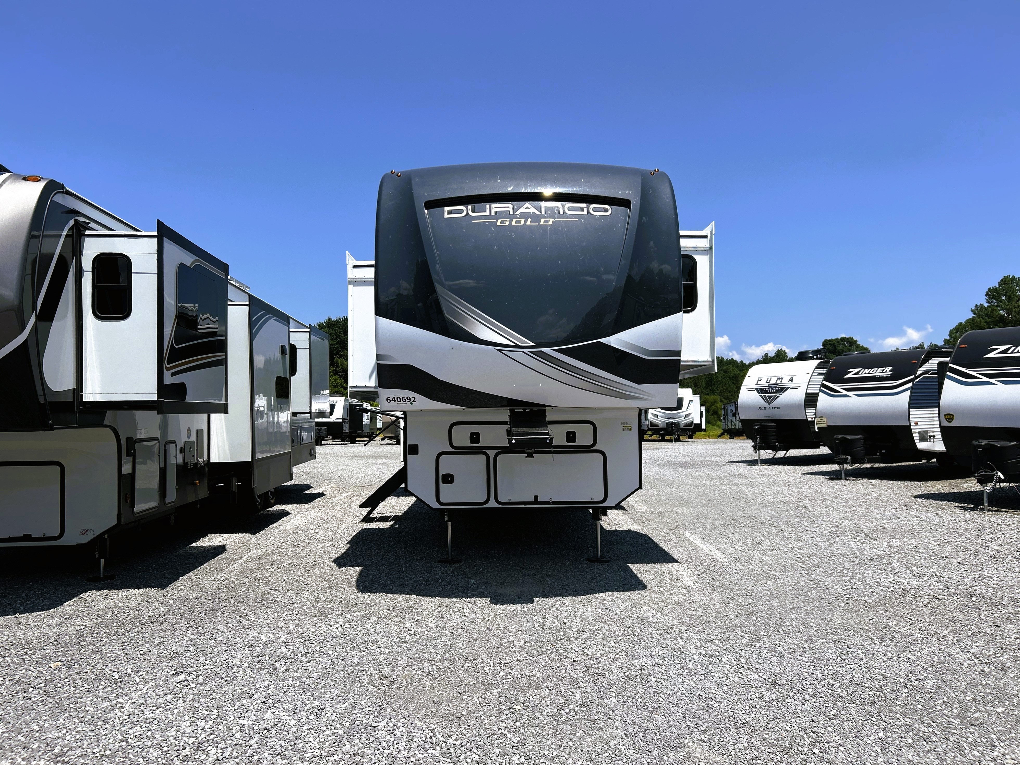 Image of 2025 KZ RV DURANGO GOLD 360 REQ