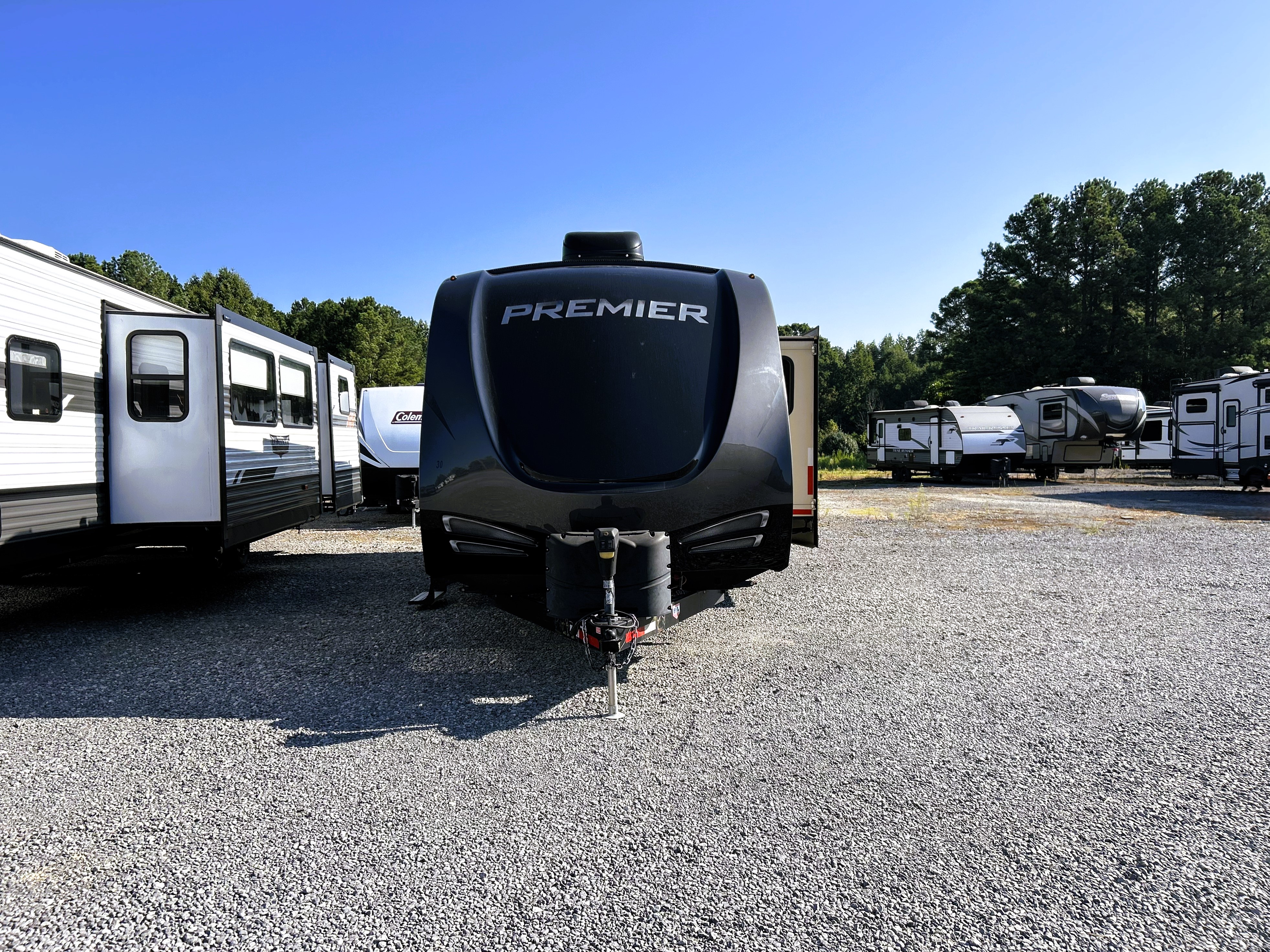 Image of 2019 KEYSTONE RV PREMIER BULLET ULTRA LIGHT 26 RB