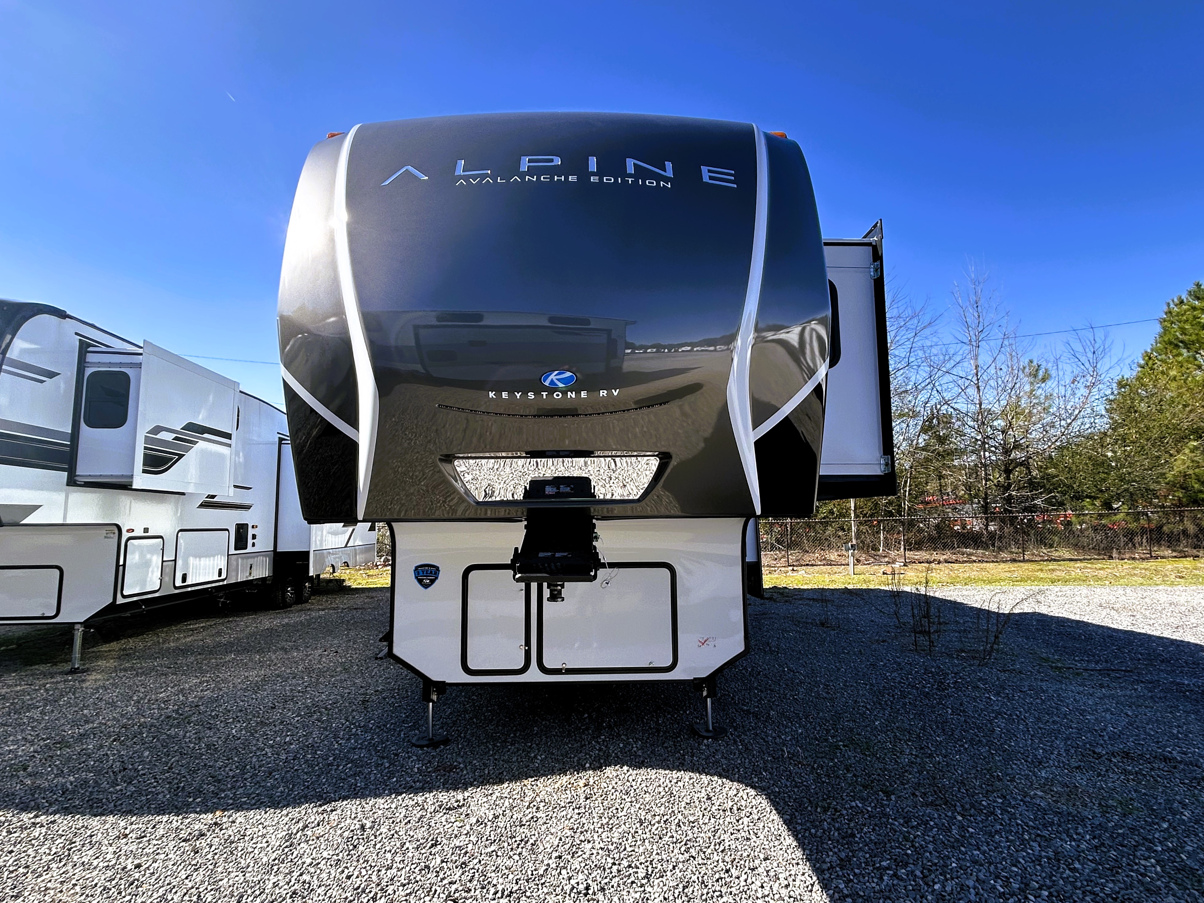 Image of 2025 KEYSTONE RV ALPINE AVALANCHE EDITION 366 LS