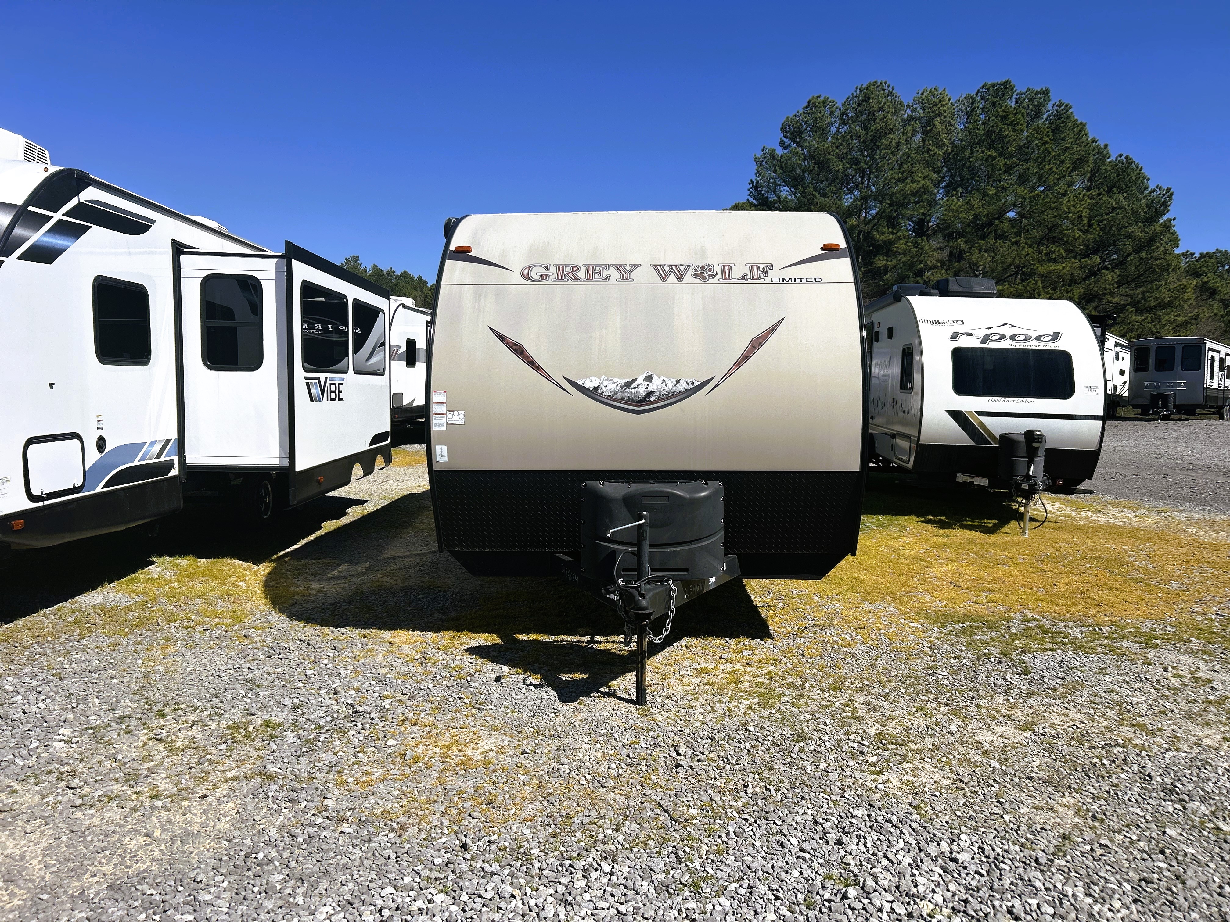 Image of 2017 CHEROKEE GREY WOLF LIMITED 26 BHSE