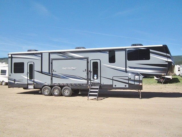 New 2020 Jayco Seismic 4212 Piedmont Sd