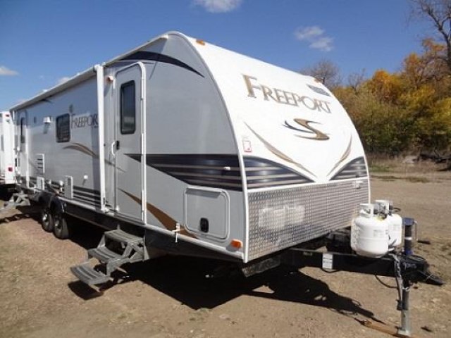 SOLD USED 2012 FOREST RIVER SHASTA FREEPORT 27RLS | Piedmont, SD