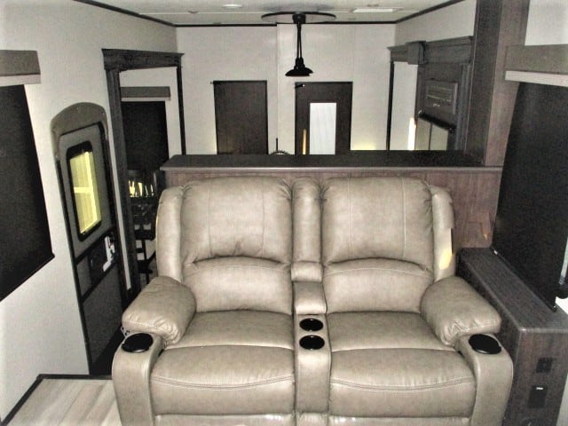 NEW 2022 COACHMEN BROOKSTONE 344FL Piedmont SD