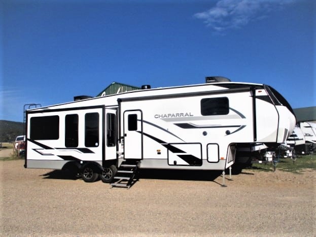 SOLD NEW 2023 COACHMEN CHAPARRAL 336TSIK | Piedmont, SD