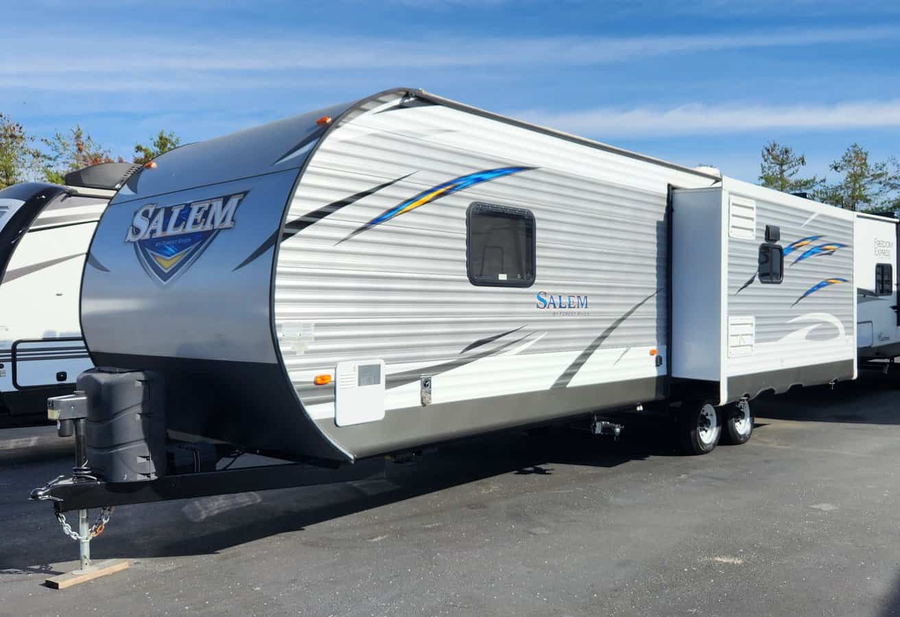 USED 2018 Forest River Salem 27REI | St. Louis, MO