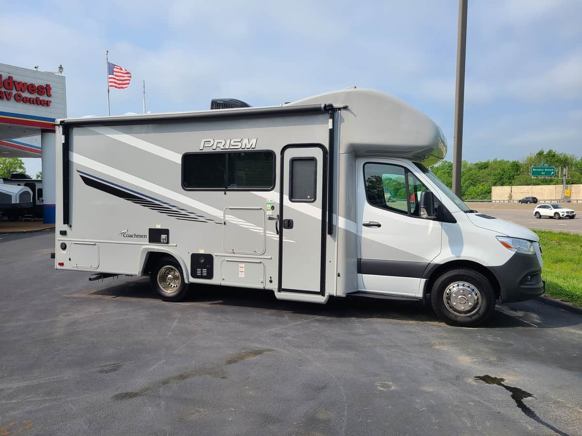 NEW 2022 Coachmen Prism 24FS | St. Louis, MO