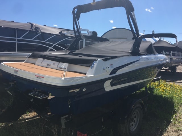 Used Boats For Sale | Calgary Boat Sales | Renfrew Marine