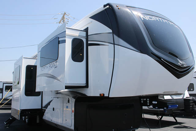 NEW 2024 Jayco North Point 382FLRB - Rick's RV Center